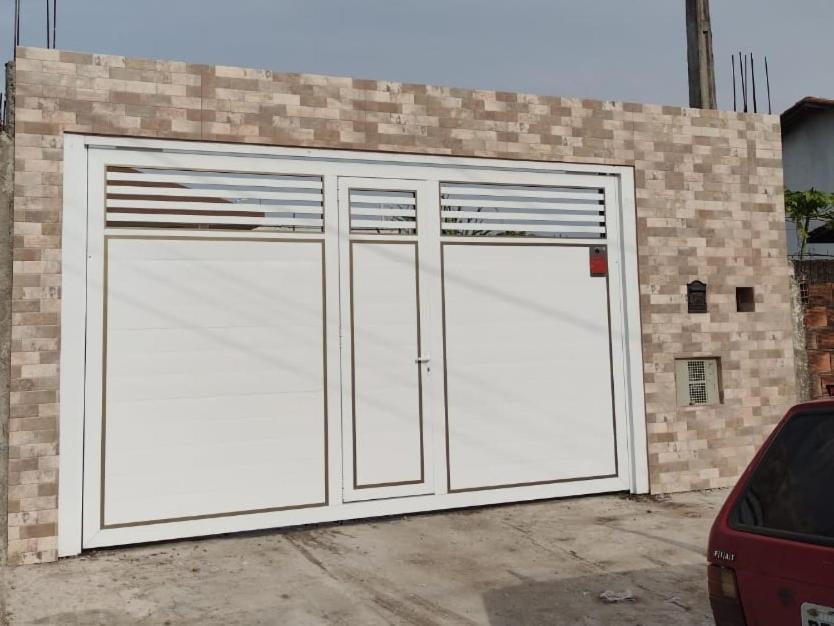 Casa temporada com Wi-fi e garagem privativa Peruíbe Vila Exterior foto