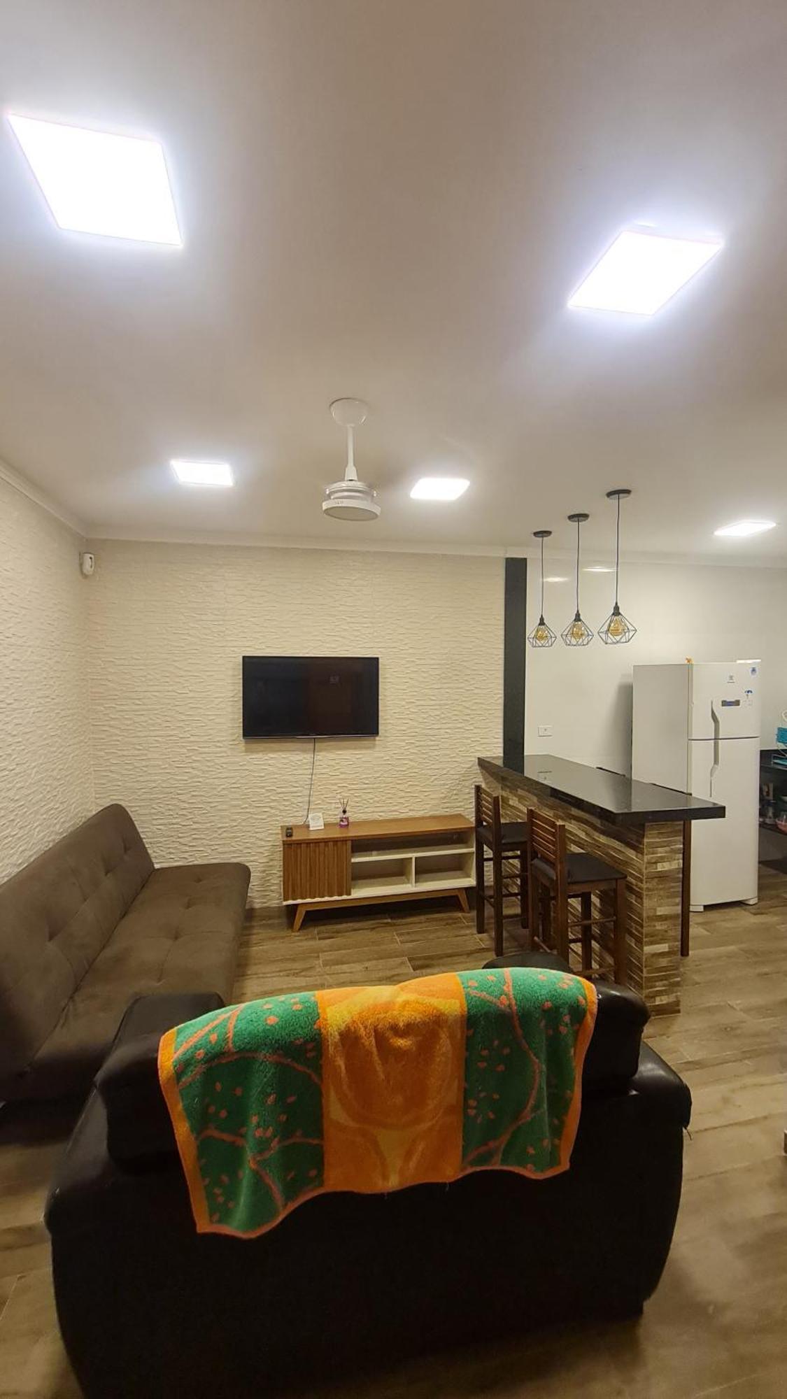 Casa temporada com Wi-fi e garagem privativa Peruíbe Vila Exterior foto
